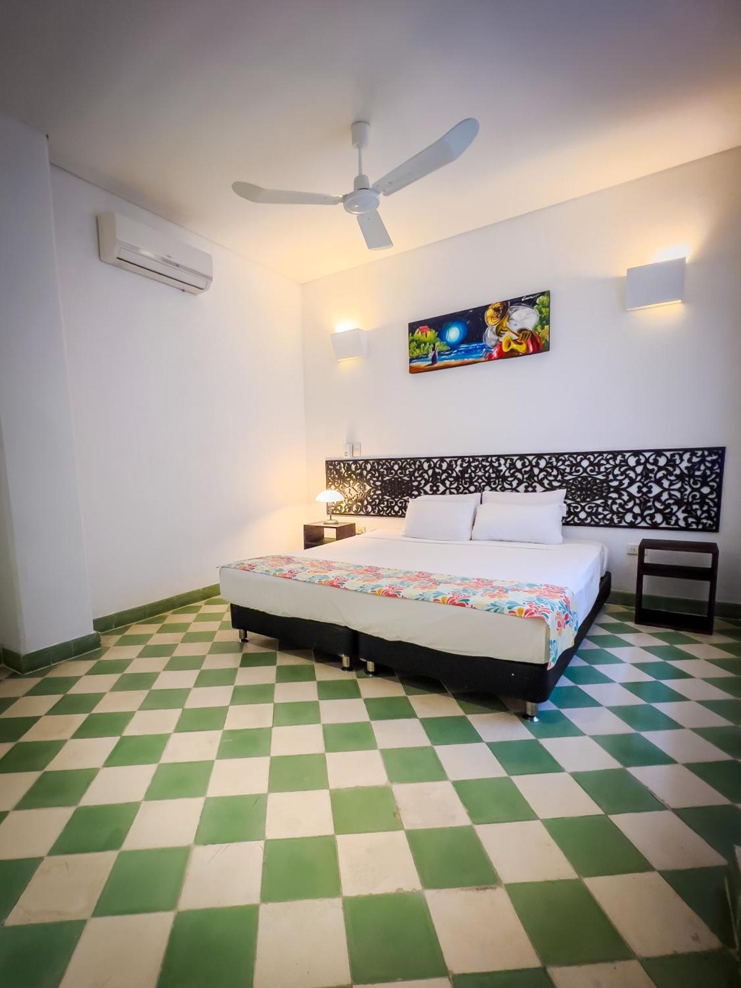 Hotel Puerto Pelicano Санта-Марта Екстер'єр фото